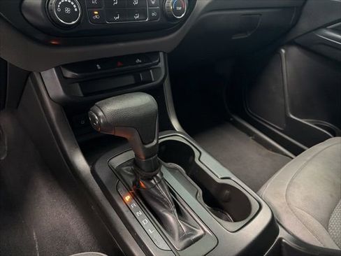 Used 2020 Chevrolet Colorado W/T w/ WT Convenience Package RWD image 19