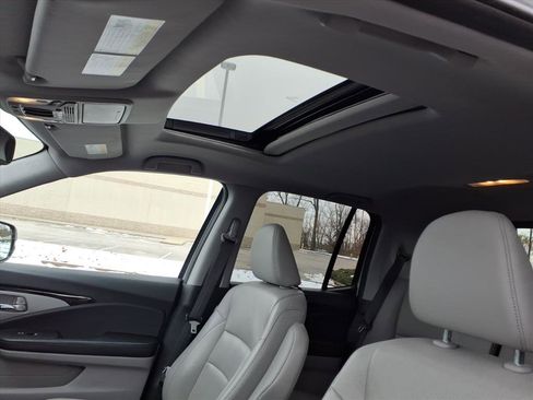 Used 2017 Honda Ridgeline RTL-E image 25