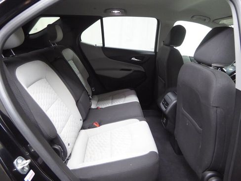 Used 2019 Chevrolet Equinox LT image 30