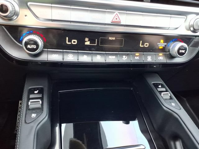 Used 2022 Kia Telluride SX w/ Towing Package FWD image 24