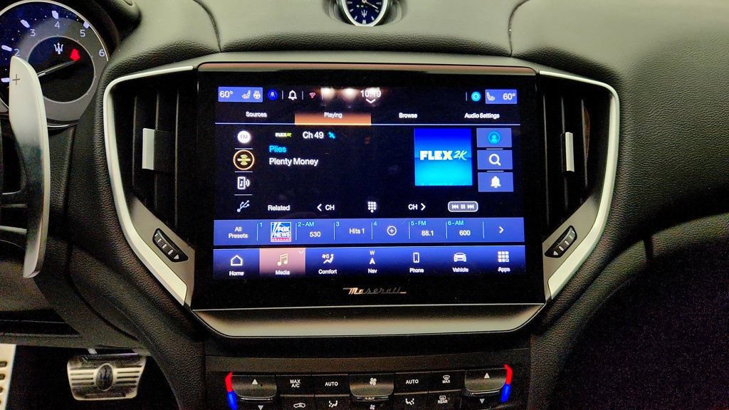 Used 2023 Maserati Ghibli Modena Q4 AWD/4WD image 18