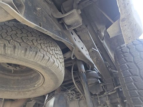 Used 2016 Ford F250 XL w/ Power Equipment Group image 24