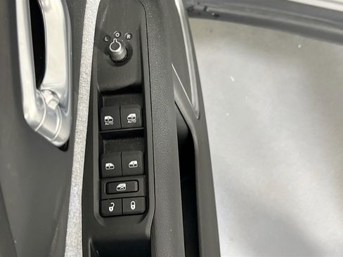 Used 2022 Jeep Compass Latitude w/ Convenience Group AWD/4WD image 17