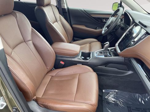 Used 2024 Subaru Outback Touring XT AWD/4WD image 29