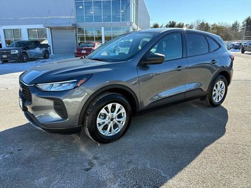 Used 2025 Ford Escape Active w/ Cold Weather Package image 7