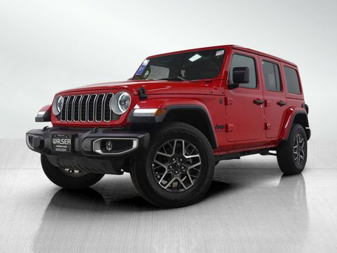Used 2025 Jeep Wrangler Sahara image 1