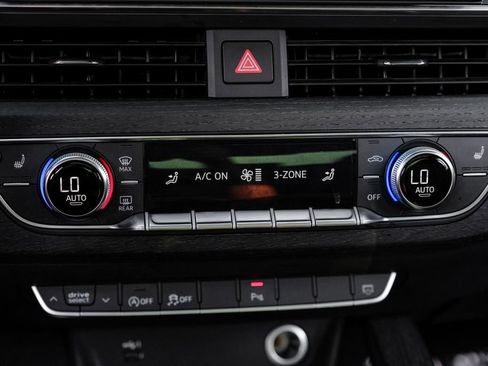 Used 2022 Audi A4 2.0T Premium Plus AWD/4WD image 30