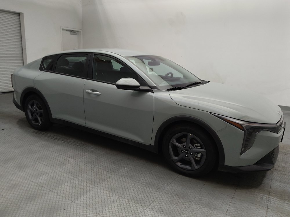 Used 2025 Kia K4 FWD image 11