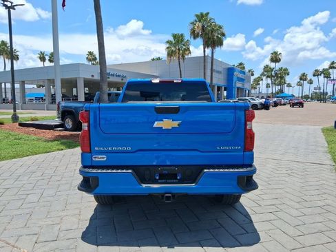 Used 2025 Chevrolet Silverado 1500 Custom RWD image 4