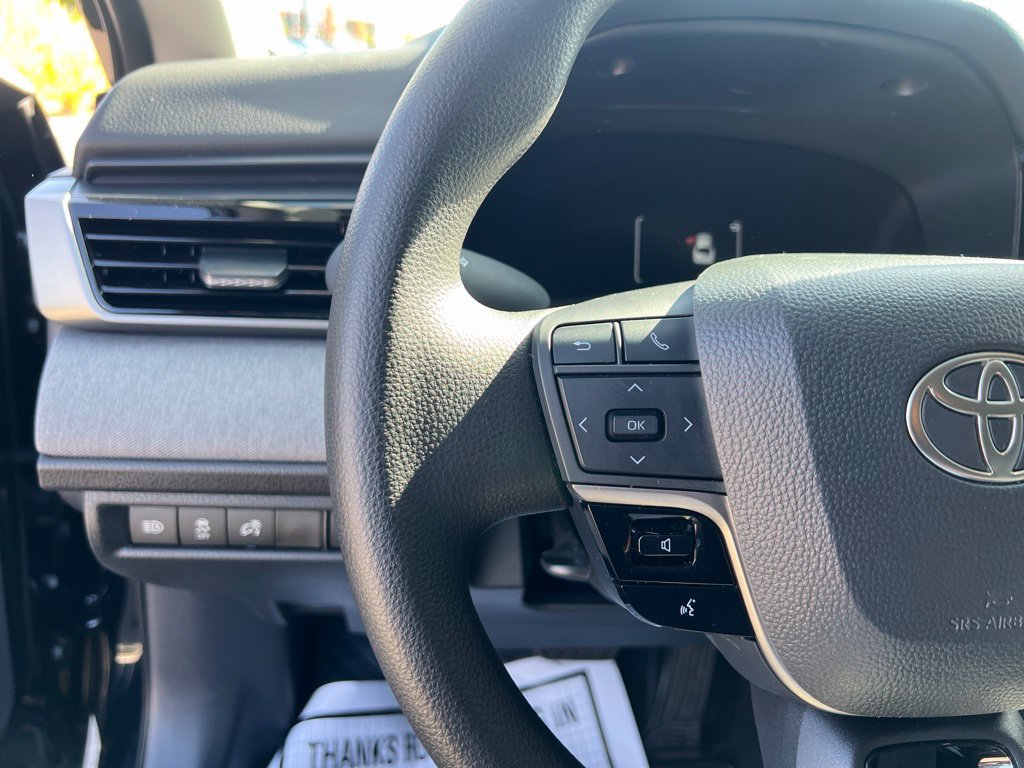 Used 2026 Toyota Camry LE FWD image 25