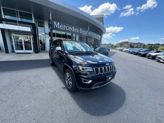 Used 2017 Jeep Grand Cherokee Limited w/ Luxury Group II AWD/4WD video 1