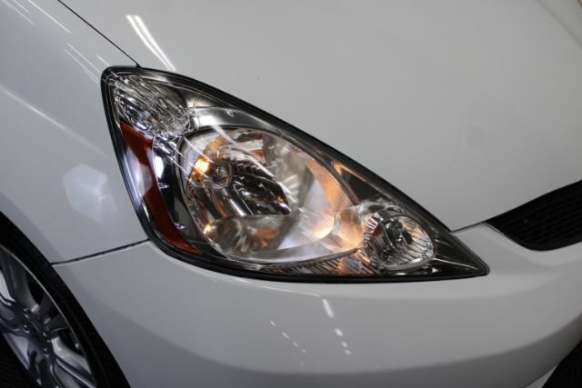 Used 2010 Honda Fit Sport image 23