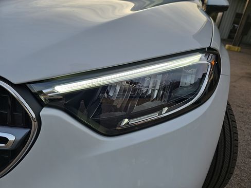 New 2026 Mercedes-Benz GLC 300 image 32