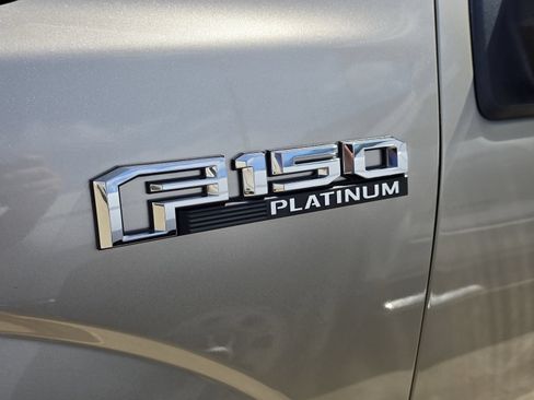 Used 2017 Ford F150 Platinum w/ Equipment Group 701A Luxury AWD/4WD image 17