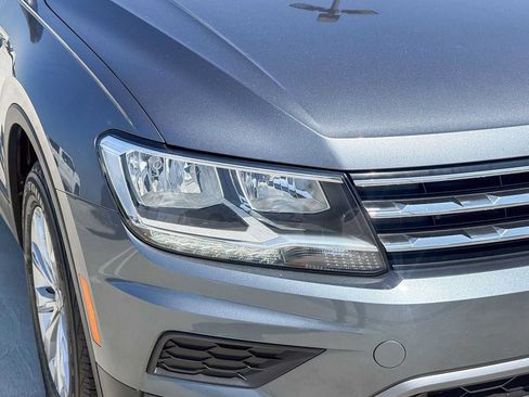 Used 2019 Volkswagen Tiguan S w/ Driver Assistance Package FWD image 4