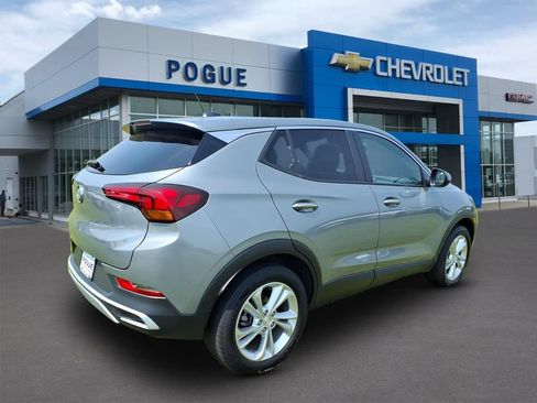 Used 2023 Buick Encore GX Preferred w/ Cold Weather Comfort Package AWD/4WD image 2