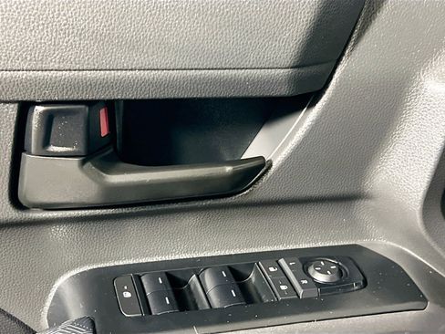 Used 2024 Toyota Tacoma SR5 image 16