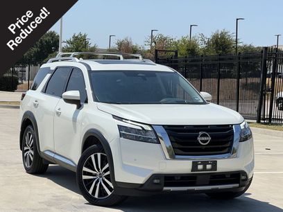 Used 2023 Nissan Pathfinder Platinum