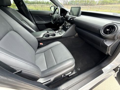 Used 2024 Lexus IS 300 w/ Comfort Package RWD image 15