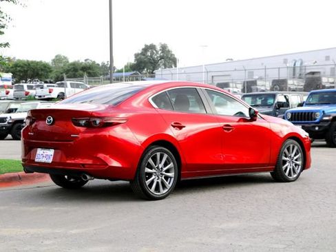 Used 2024 MAZDA MAZDA3 s FWD image 5
