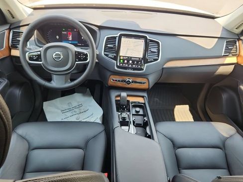 Used 2024 Volvo XC90 B6 Plus AWD/4WD image 20