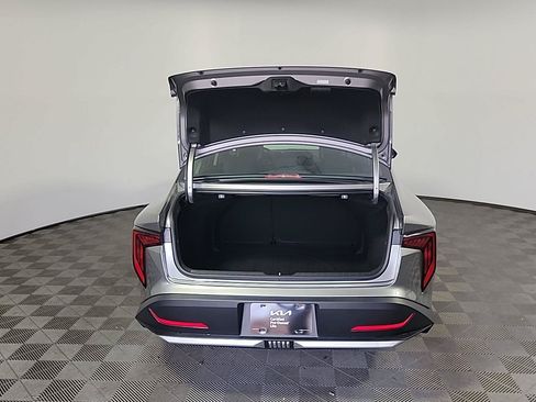 Certified 2025 Kia K4 FWD image 6