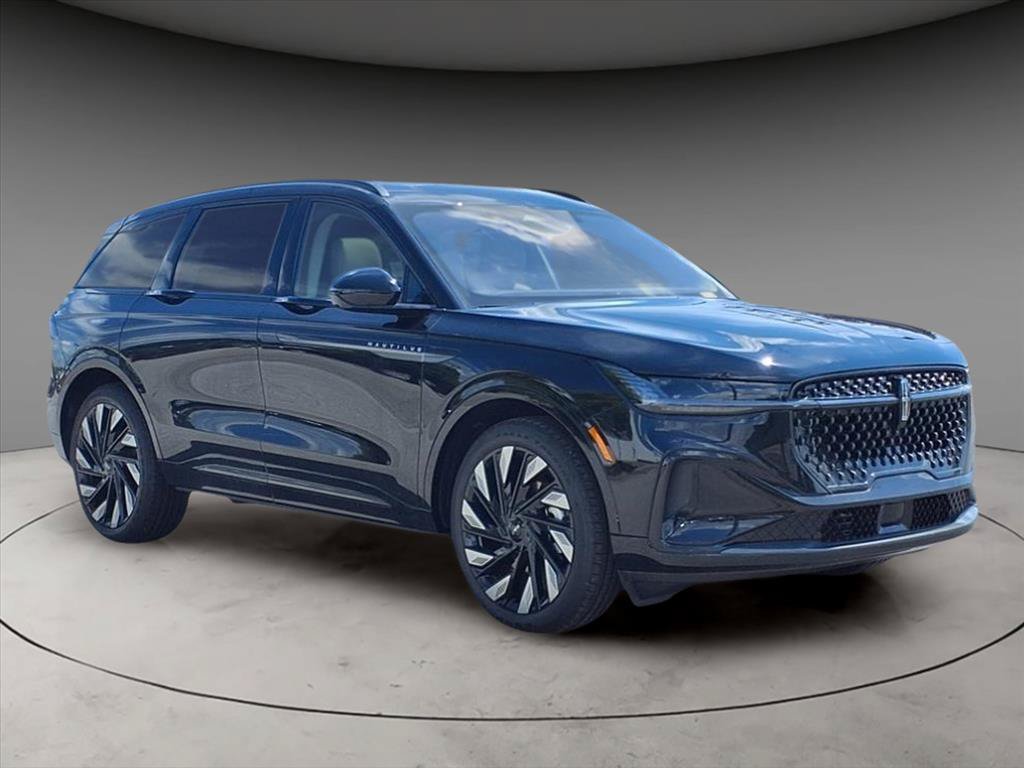 New 2025 Lincoln Nautilus Reserve w/ Jet Appearance Package AWD/4WD image 10