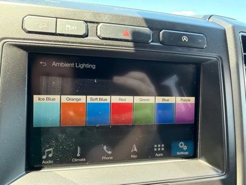 Used 2018 Ford Expedition XLT w/ Equipment Group 202A AWD/4WD image 33