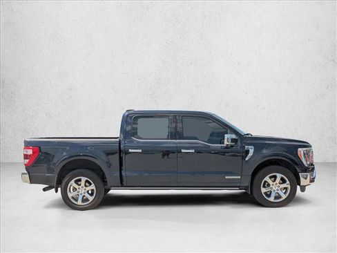Used 2021 Ford F150 Lariat w/ Equipment Group 502A High AWD/4WD image 4