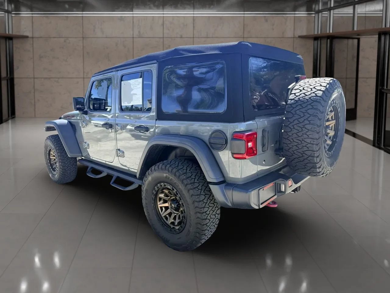 Used 2018 Jeep Wrangler Unlimited Rubicon AWD/4WD image 5