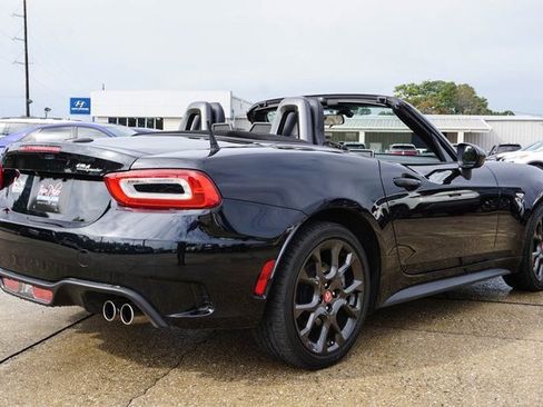 Used 2018 FIAT 124 Spider Abarth image 6