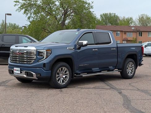 New 2026 GMC Sierra 1500 Denali w/ Technology Package AWD/4WD image 5