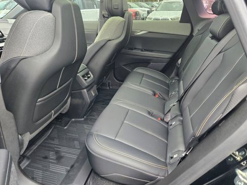 Used 2025 Cadillac Optiq Luxury 1 w/ LPO, Floor Liner Package AWD/4WD image 17