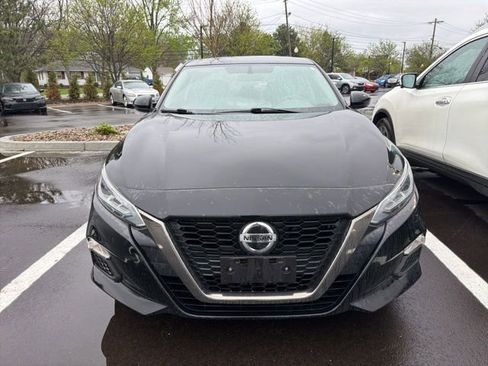 Used 2019 Nissan Altima 2.5 SR w/ SR Premium Package image 5