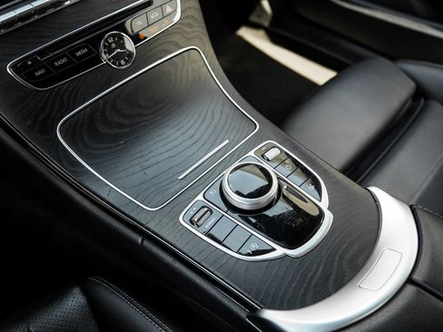 Used 2018 Mercedes-Benz C 300 Coupe w/ Premium Package image 21