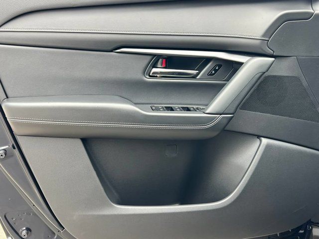 New 2026 MAZDA CX-5 Preferred AWD/4WD image 11