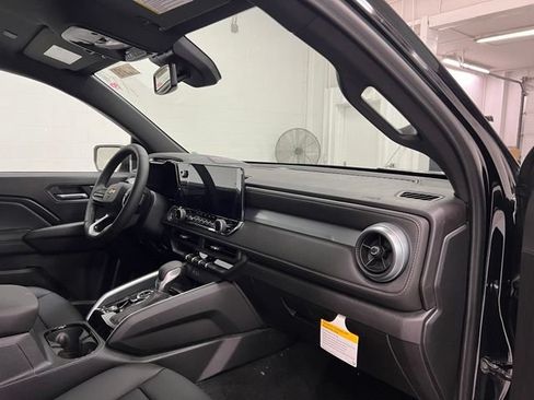 New 2026 Chevrolet Colorado LT w/ LT Convenience Package AWD/4WD image 21