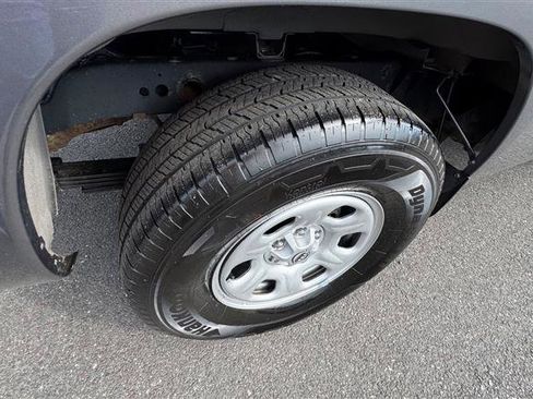 Used 2022 Nissan Frontier S image 29