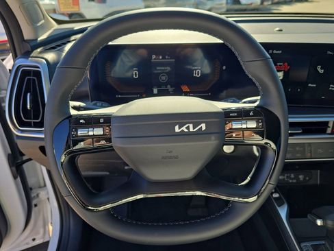 New 2026 Kia Sorento S w/ S Panoramic Sunroof Package FWD image 33