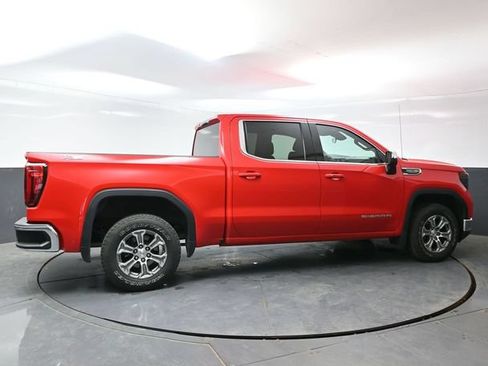 Used 2023 GMC Sierra 1500 SLE AWD/4WD image 5