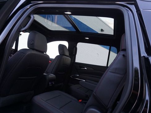 New 2026 Chevrolet Traverse Z71 w/ Driver Confidence Package image 27