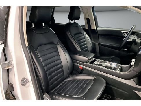 Used 2024 Ford Edge SEL AWD/4WD image 49