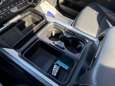 Used 2024 Ford F250 Lariat w/ Lariat Ultimate Package image 27