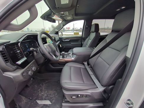 New 2026 Chevrolet Silverado 1500 RST w/ Convenience Package II image 9