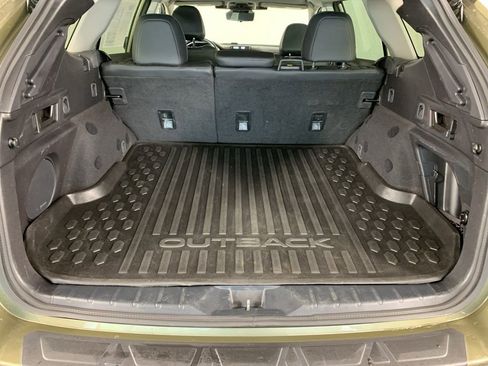 Used 2023 Subaru Outback Touring AWD/4WD image 13