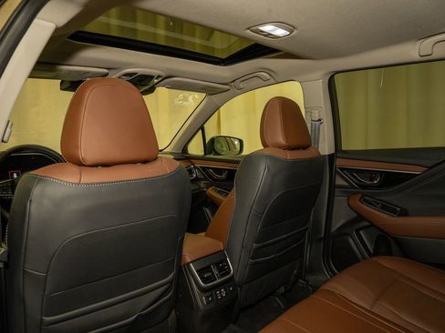 Used 2023 Subaru Outback Touring image 10