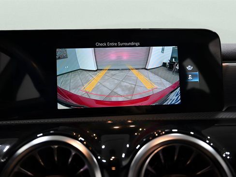 Used 2022 Mercedes-Benz A 220 4MATIC image 35