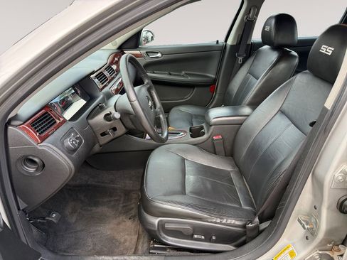 Used 2008 Chevrolet Impala SS w/ Convenience Package image 2