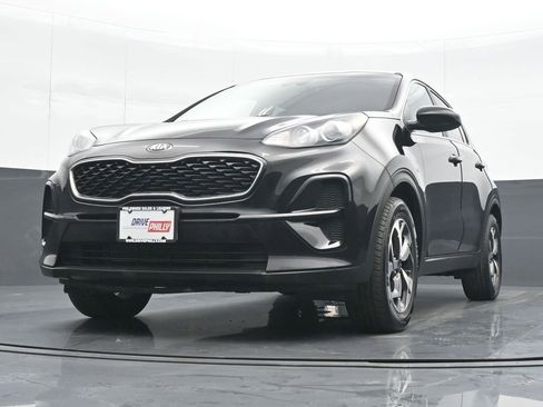 Used 2020 Kia Sportage LX image 16