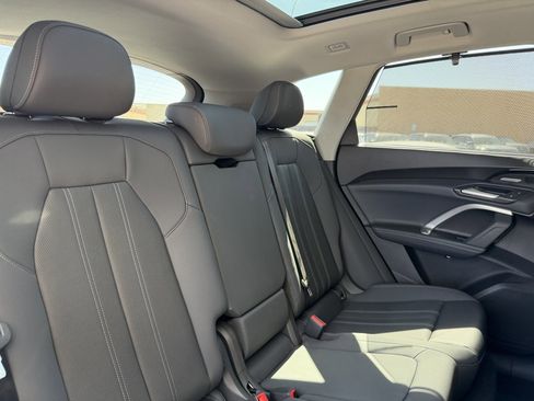 Used 2025 Audi Q5 Premium Plus w/ Premium Plus AWD/4WD image 41
